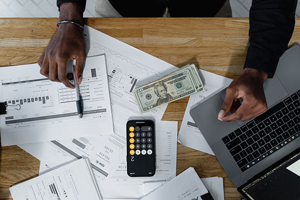 Log Cash Expense
